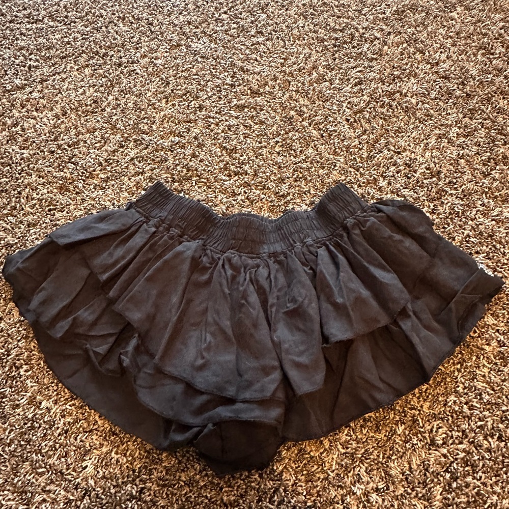 free people Black Ruffled shorts